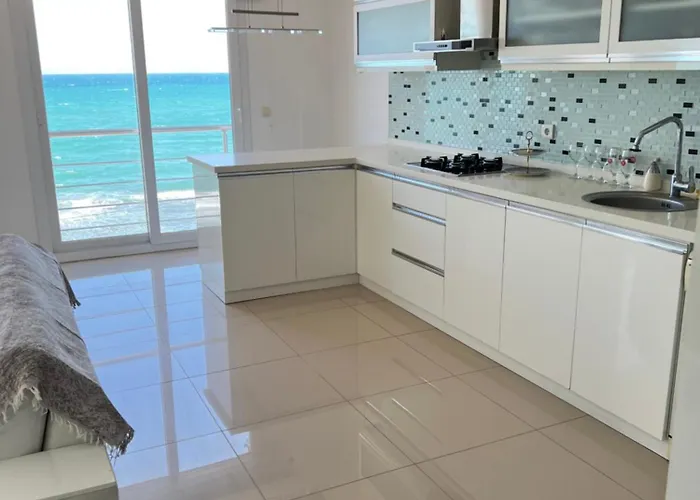 Leamarin 別荘 ウルラ